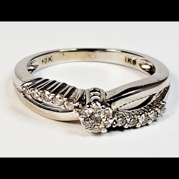 Genuine Diamond Ring in 10K White Gold - Picture 10 of 11